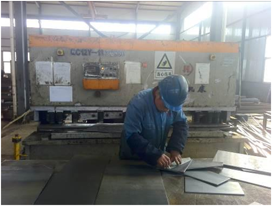 液压摆式剪板机